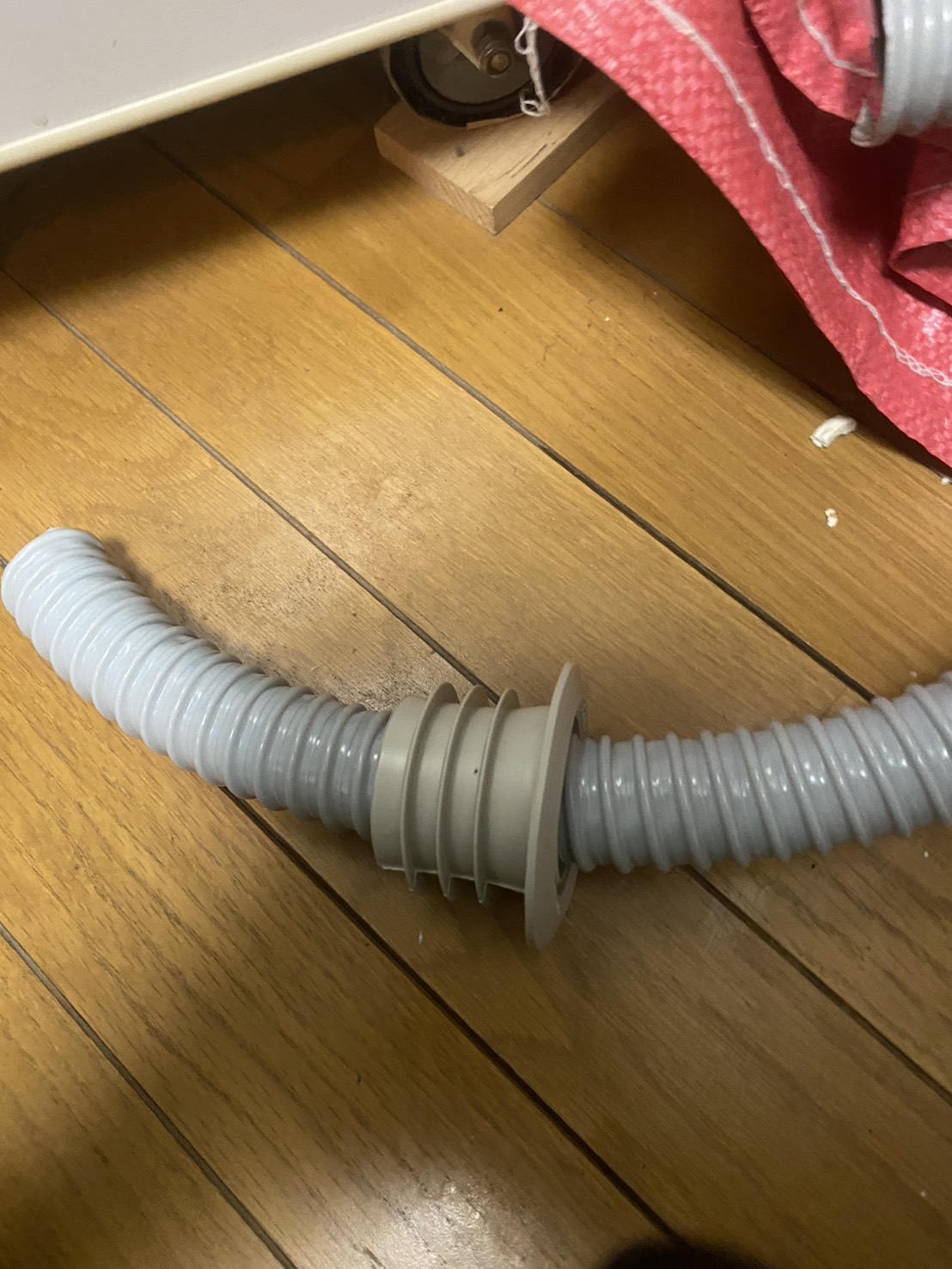 東京都文京区 台所水漏れ 作業中③